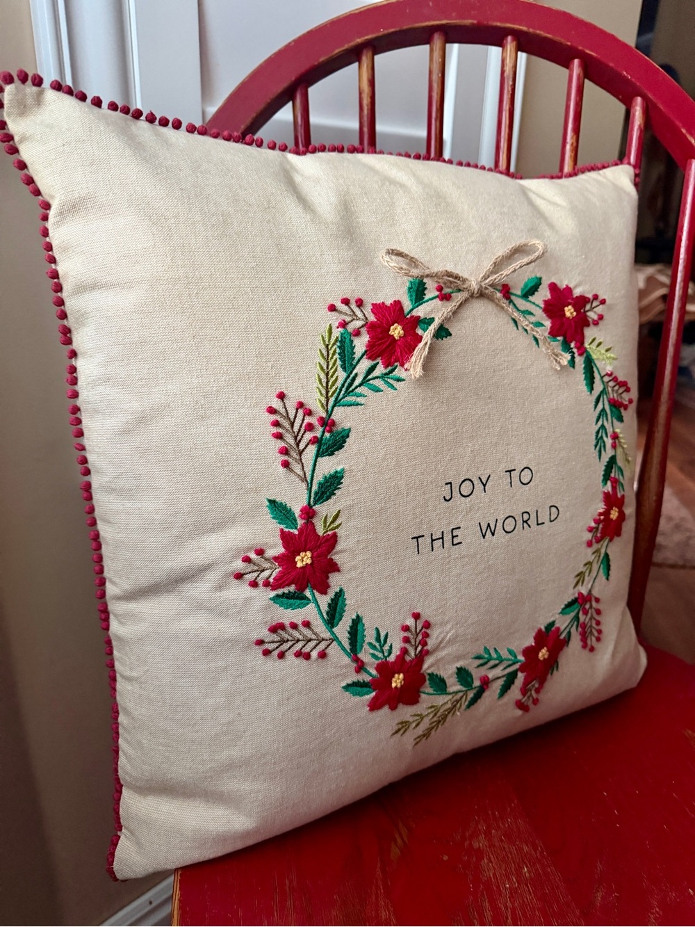 Mud Pie Christmas Embroidered Wreath Pillow 18x18 inches